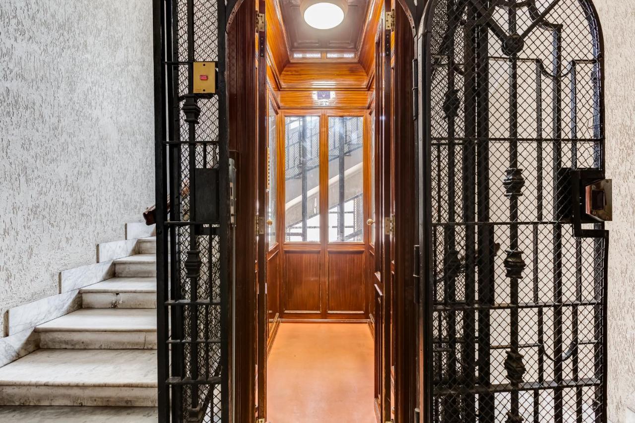 Lovely Loft In The Center Of Rome. Fabrizia Appartement *
